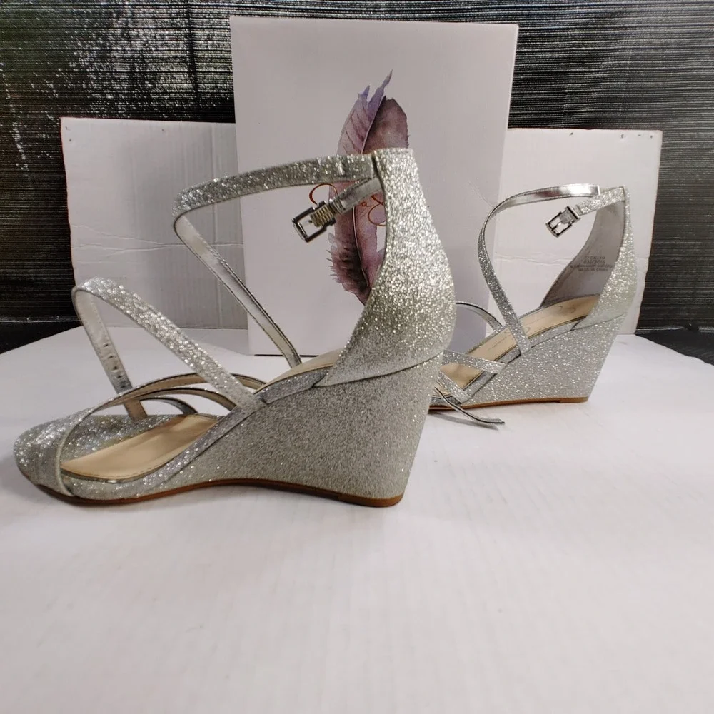 Jessica Simpson Callyia Women Size 6M Shoe Silver Flash Shimmer Metallic Wedge